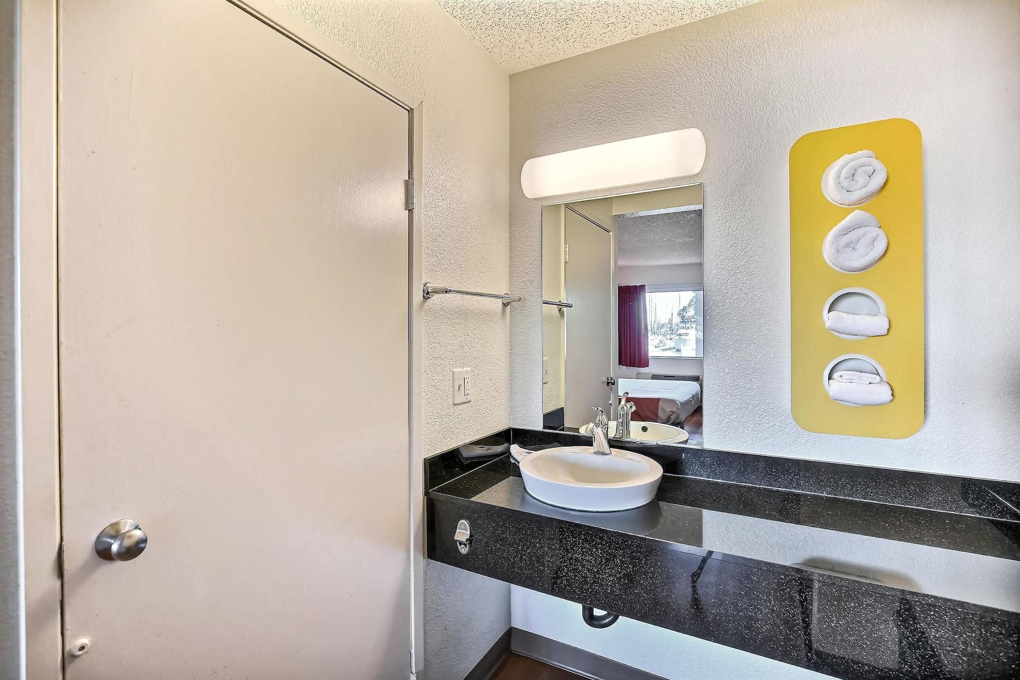 Motel 6-Oakland, Ca - Embarcadero Exterior foto